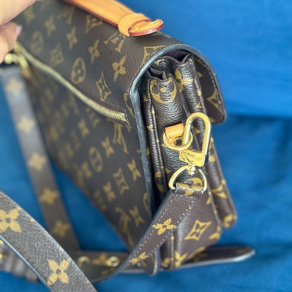 Perfect LOUIS VUITTON Pochette Métis - Picture 6 of 8